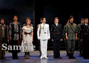 フィナーレ 舞台写真／花組梅田芸術劇場メインホール公演『二人だけの戦場』