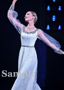 潤花 舞台写真／宙組東京公演『カジノ・ロワイヤル～我が名はボンド～』