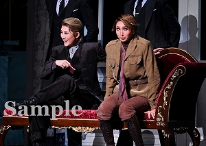 芹香・桜木 舞台写真／宙組東京公演『カジノ・ロワイヤル～我が名はボンド～』