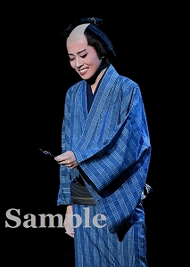 彩海せら 舞台写真／月組宝塚バウホール公演『月の燈影』