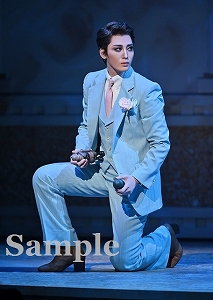 月城かなと 舞台写真／月組東急シアターオーブ公演『DEATH TAKES A HOLIDAY』