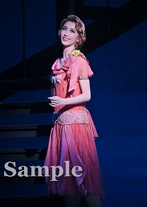 海乃美月 舞台写真／月組東急シアターオーブ公演『DEATH TAKES A HOLIDAY』