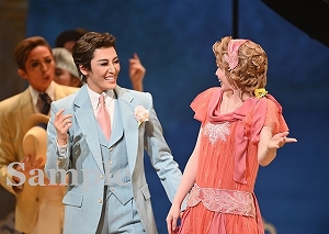 月城・海乃 舞台写真／月組東急シアターオーブ公演『DEATH TAKES A HOLIDAY』