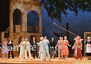 月城　他 舞台写真／月組東急シアターオーブ公演『DEATH TAKES A HOLIDAY』