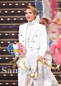 天飛華音 舞台写真／星組東京公演『1789―バスティーユの恋人たち―』