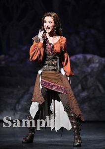 春乃さくら 舞台写真／宙組東京建物 Brillia HALL公演『Xcalibur エクスカリバー』