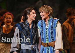 芹香・桜木 舞台写真／宙組東京建物 Brillia HALL公演『Xcalibur エクスカリバー』