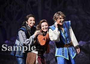 芹香・桜木・春乃 舞台写真／宙組東京建物 Brillia HALL公演『Xcalibur エクスカリバー』