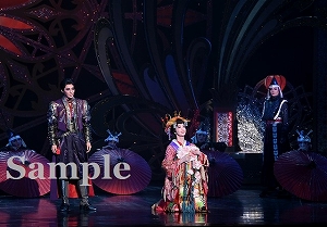 月城・海乃・鳳月 舞台写真／月組大劇場公演『フリューゲル―君がくれた翼―』『万華鏡百景色』