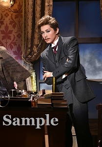 彩風咲奈 舞台写真／雪組大劇場公演『ボイルド・ドイル・オンザ・トイル・トレイル』『FROZEN HOLIDAY』