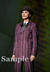 彩風咲奈 舞台写真／雪組大劇場公演『ボイルド・ドイル・オンザ・トイル・トレイル』『FROZEN HOLIDAY』