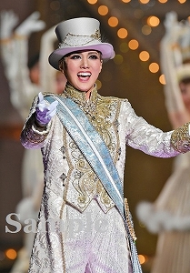 彩風咲奈 舞台写真／雪組大劇場公演『ボイルド・ドイル・オンザ・トイル・トレイル』『FROZEN HOLIDAY』