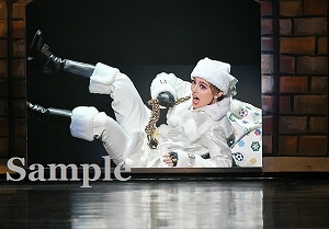 朝美絢 舞台写真／雪組大劇場公演『ボイルド・ドイル・オンザ・トイル・トレイル』『FROZEN HOLIDAY』