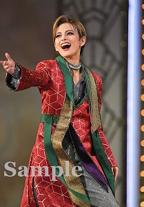 朝美絢 舞台写真／雪組大劇場公演『ボイルド・ドイル・オンザ・トイル・トレイル』『FROZEN HOLIDAY』