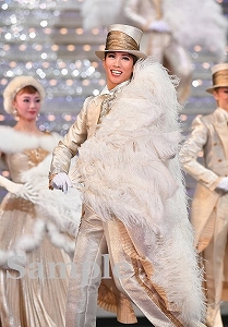 縣千 舞台写真／雪組大劇場公演『ボイルド・ドイル・オンザ・トイル・トレイル』『FROZEN HOLIDAY』