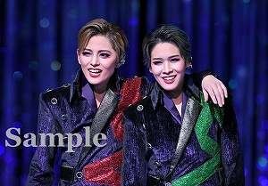 朝美・和希 舞台写真／雪組大劇場公演『ボイルド・ドイル・オンザ・トイル・トレイル』『FROZEN HOLIDAY』