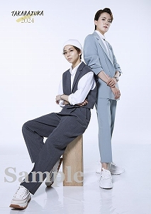 宝塚歌劇 フォーム 14冊セット 宝塚歌劇写真集 foursomeフォーサム 130 - メルカリ