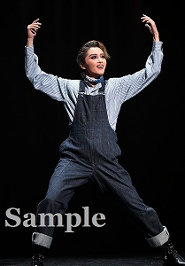 暁千星 舞台写真／星組大劇場公演『RRR×TAKA″R″AZUKA～√Bheem～』『VIOLETOPIA』