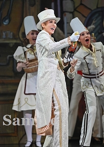 彩風咲奈 舞台写真／雪組東京公演『ボイルド・ドイル・オンザ・トイル・トレイル』『FROZEN HOLIDAY』