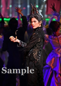 朝美絢 舞台写真／雪組東京公演『ボイルド・ドイル・オンザ・トイル・トレイル』『FROZEN HOLIDAY』