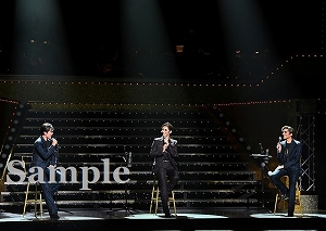 月城・鳳月・風間 舞台写真／月組梅田芸術劇場メインホール公演『G.O.A.T』