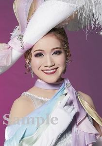 咲乃深音 スチール写真／花組『アルカンシェル』