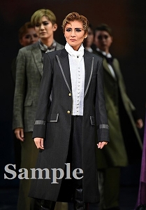 鳳月杏 舞台写真／月組大劇場公演『Eternal Voice 消え残る想い』『Grande TAKARAZUKA 110!』