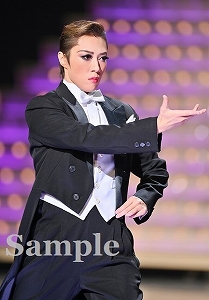 風間柚乃 舞台写真／月組大劇場公演『Eternal Voice 消え残る想い』『Grande TAKARAZUKA 110!』