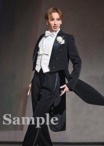 柚香光 舞台写真/花組東京公演『アルカンシェル』