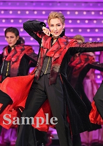 帆純まひろ 舞台写真/花組東京公演『アルカンシェル』