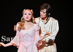 朝美・華純 舞台写真/雪組全国ツアー公演『仮面のロマネスク』『Gato Bonito!!』