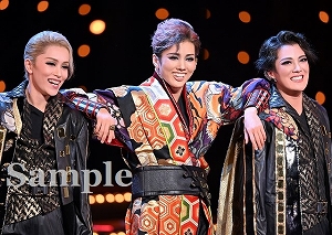 彩風・諏訪・眞ノ宮 舞台写真／雪組相模女子大学グリーンホール公演『ALL BY MYSELF』