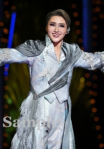 芹香斗亜 舞台写真／宙組宝塚大劇場特別公演『Le Grand Escalier ―ル・グラン・エスカリエ―』