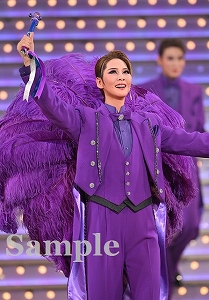 瑠風輝 舞台写真／宙組宝塚大劇場特別公演『Le Grand Escalier ―ル・グラン・エスカリエ―』