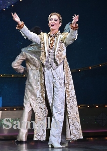 月城かなと 舞台写真/月組東京公演『Eternal Voice 消え残る想い』『Grande TAKARAZUKA 110!』