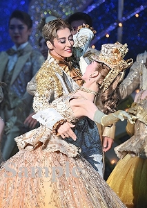 月城・海乃 舞台写真/月組東京公演『Eternal Voice 消え残る想い』『Grande TAKARAZUKA 110!』