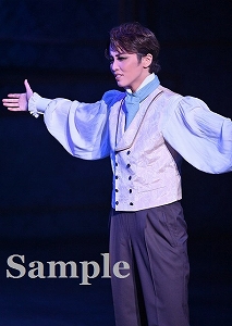 暁千星 舞台写真／星組梅田芸術劇場シアター・ドラマシティ公演『夜明けの光芒』