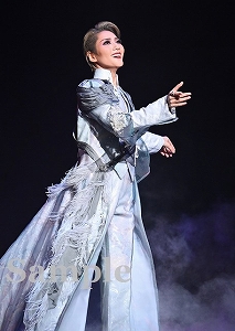 芹香斗亜 舞台写真／宙組東京宝塚劇場特別公演『Le Grand Escalier ―ル・グラン・エスカリエ―』