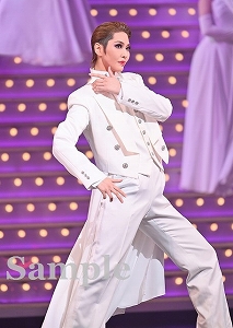 瑠風輝 舞台写真／宙組東京宝塚劇場特別公演『Le Grand Escalier ―ル・グラン・エスカリエ―』