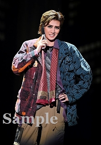 極美慎 舞台写真／星組大劇場公演『記憶にございません！』『Tiara Azul ―Destino―』