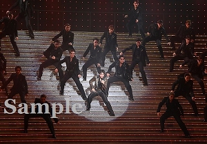 礼　他 舞台写真／星組大劇場公演『記憶にございません！』『Tiara Azul ―Destino―』