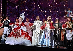 フィナーレ 舞台写真／雪組東京公演『ベルサイユのばら』―フェルゼン編―