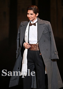 夢奈瑠音 舞台写真／月組全国ツアー公演『琥珀色の雨にぬれて』『Grande TAKARAZUKA 110!』