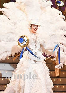 天紫珠李 舞台写真／月組全国ツアー公演『琥珀色の雨にぬれて』『Grande TAKARAZUKA 110!』