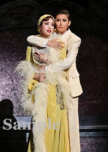 水美・天紫 舞台写真／月組全国ツアー公演『琥珀色の雨にぬれて』『Grande TAKARAZUKA 110!』