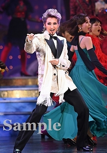 凪七瑠海 舞台写真／花組大劇場公演『エンジェリックライ』『Jubilee』