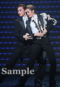 永久輝・綺城 舞台写真／花組大劇場公演『エンジェリックライ』『Jubilee』