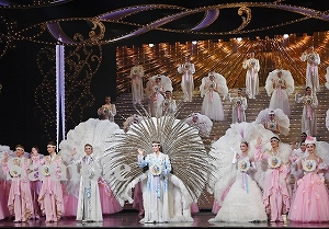 フィナーレ 舞台写真／花組大劇場公演『エンジェリックライ』『Jubilee』