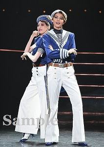 風色・山吹 舞台写真／宙組宝塚バウホール公演『MY BLUE HEAVEN―わたしのあおぞら―』