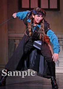 桜木みなと 舞台写真／宙組全国ツアー公演『大海賊』『Heat on Beat!―Evolution―』